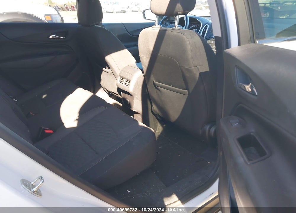 2018 CHEVROLET EQUINOX LT VIN: 2GNAXJEV6J6222617