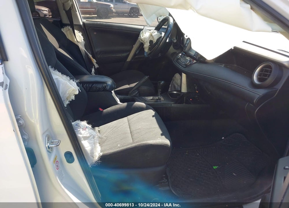 2016 TOYOTA RAV4 XLE VIN: 2T3WFREVXGW235416