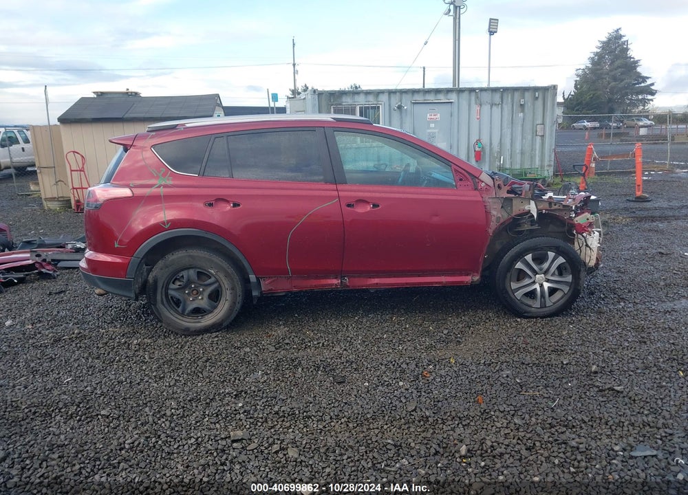 2018 TOYOTA RAV4 LE VIN: 2T3BFREV9JW853199