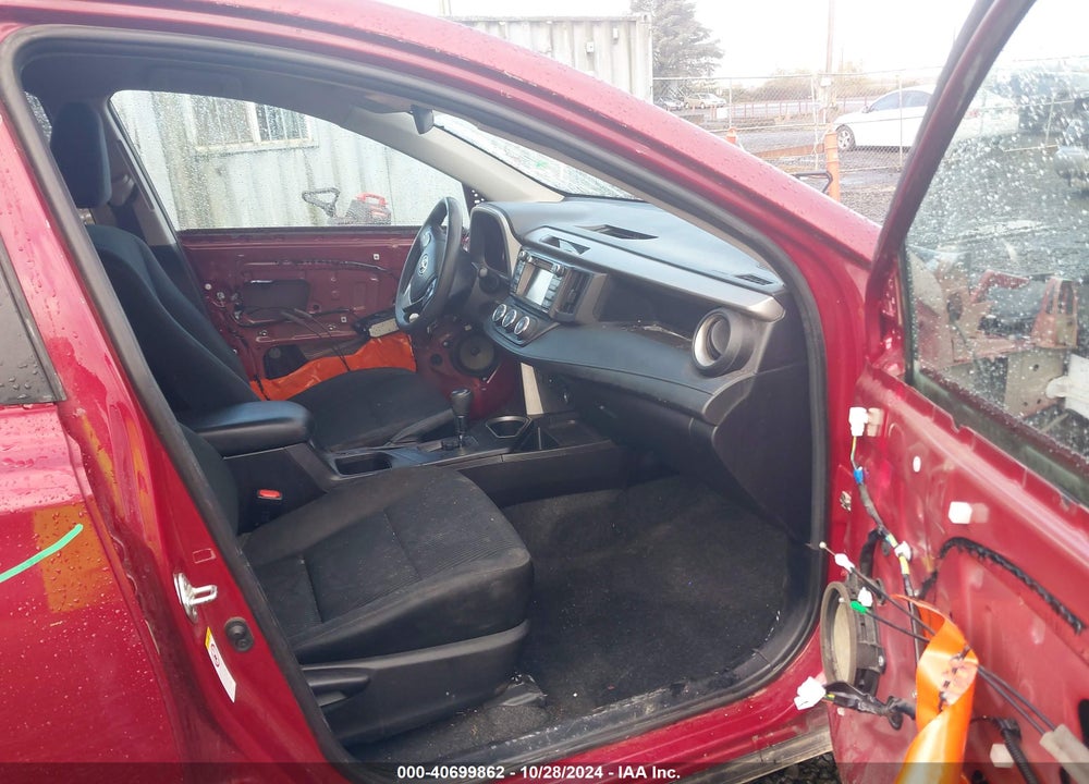 2018 TOYOTA RAV4 LE VIN: 2T3BFREV9JW853199