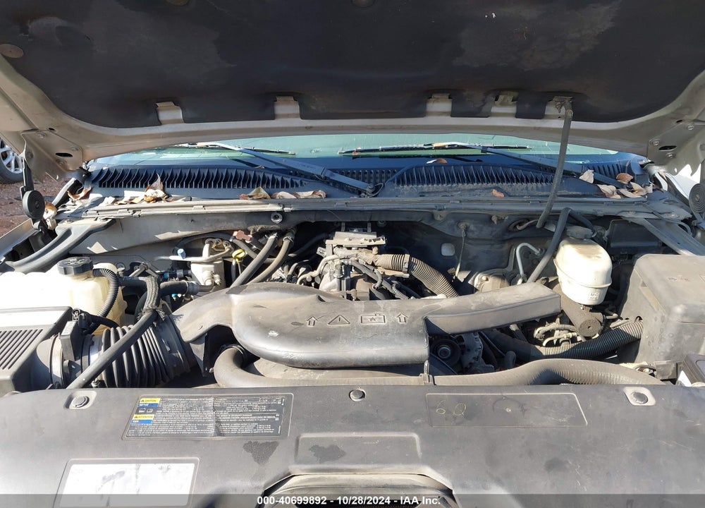2004 CHEVROLET TAHOE LS VIN: 1GNEK13T24J252187