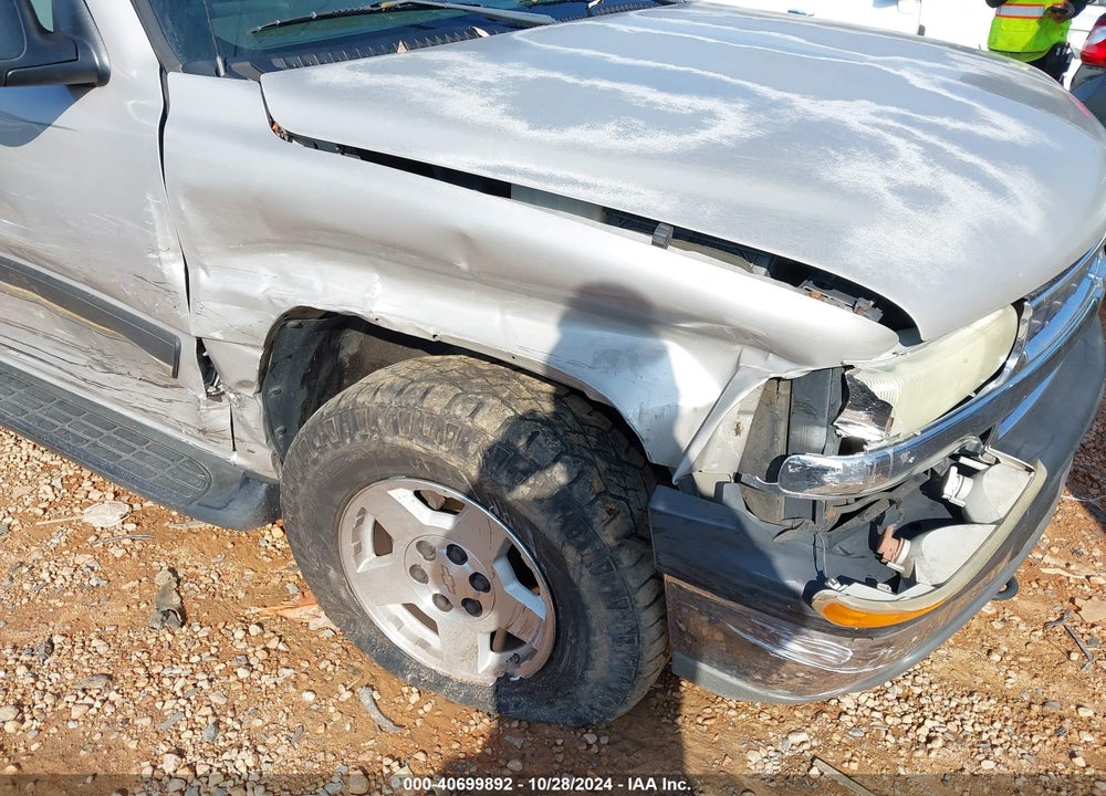 2004 CHEVROLET TAHOE LS VIN: 1GNEK13T24J252187