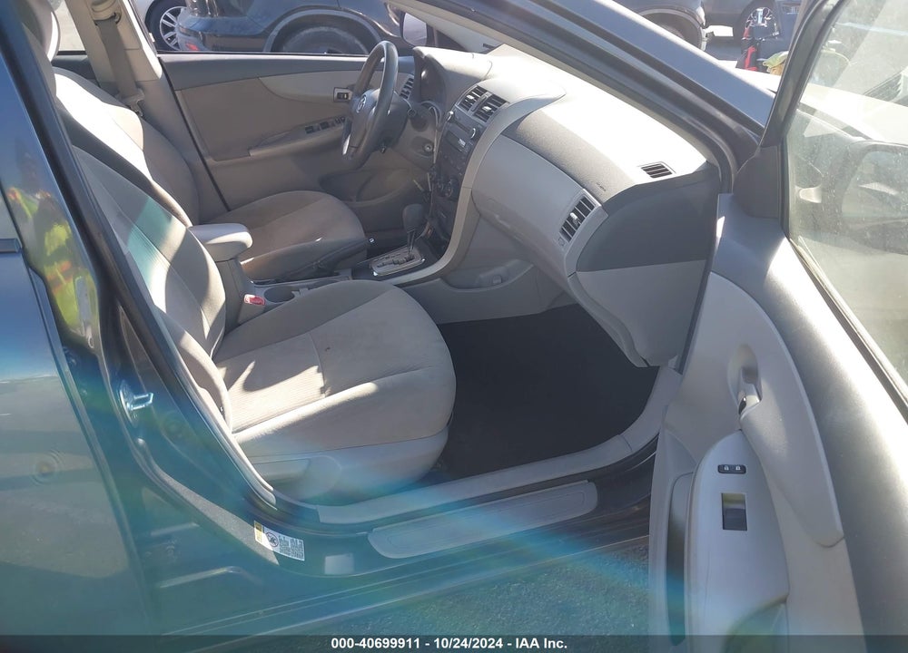 2010 TOYOTA COROLLA LE VIN: 2T1BU4EE9AC424695