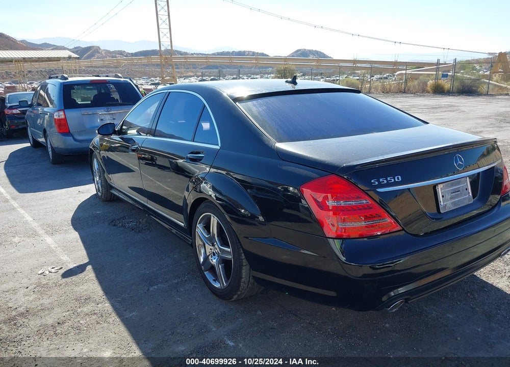 2008 MERCEDES-BENZ S 550 VIN: WDDNG71X18A226677