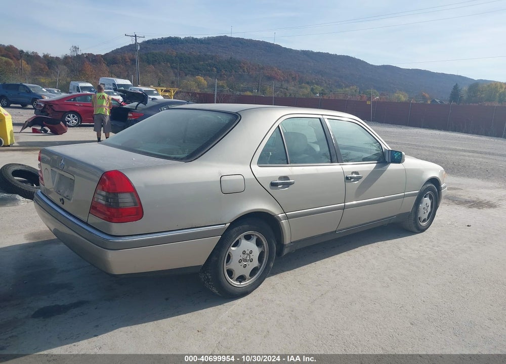 1997 MERCEDES-BENZ C 230 VIN: WDBHA23E8VF525359