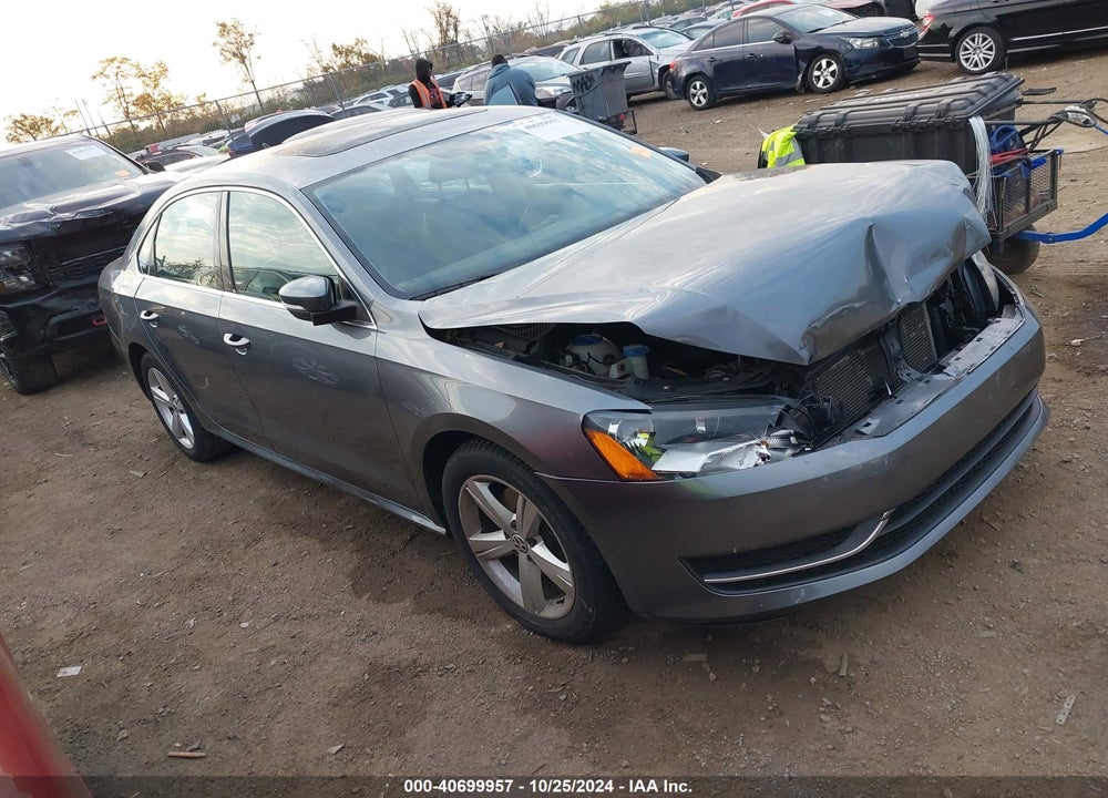 2012 VOLKSWAGEN PASSAT 2.5L SE VIN: 1VWBH7A31CC110347