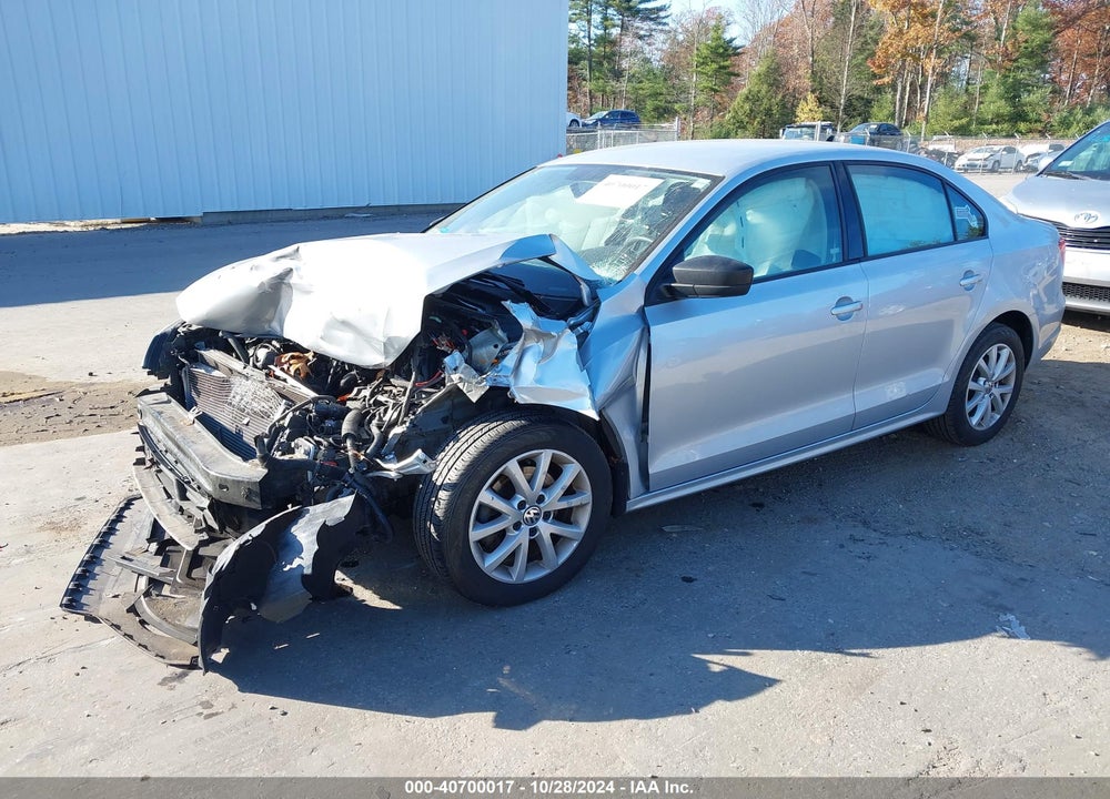 2015 VOLKSWAGEN JETTA 1.8T SE VIN: 3VWD17AJ3FM321550
