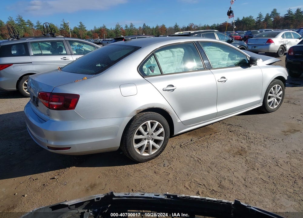 2015 VOLKSWAGEN JETTA 1.8T SE VIN: 3VWD17AJ3FM321550