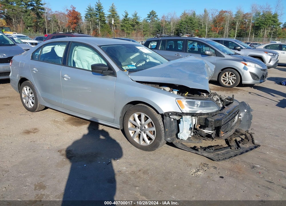 2015 VOLKSWAGEN JETTA 1.8T SE VIN: 3VWD17AJ3FM321550