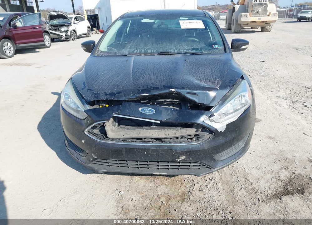 2016 FORD FOCUS SE VIN: 1FADP3F24GL237323