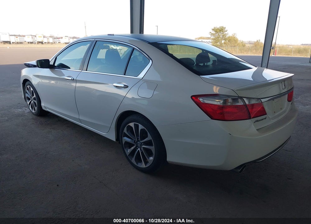 2015 HONDA ACCORD SPORT VIN: 1HGCR2F50FA263126