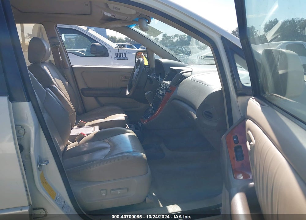 2000 LEXUS RX 300 VIN: JT6HF10U7Y0161328