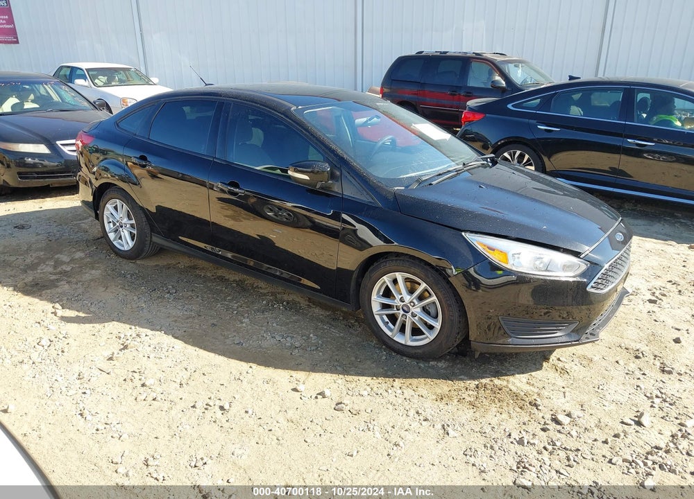 2016 FORD FOCUS SE VIN: 1FADP3F2XGL393172