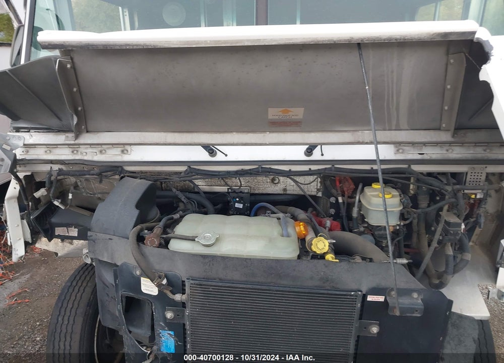 2017 FREIGHTLINER MT45 VIN: 4UZAAPDU6HCJA6056