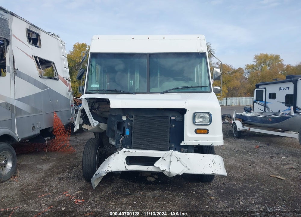 2017 FREIGHTLINER MT45 VIN: 4UZAAPDU6HCJA6056