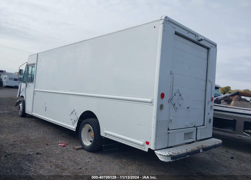 2017 FREIGHTLINER MT45 VIN: 4UZAAPDU6HCJA6056