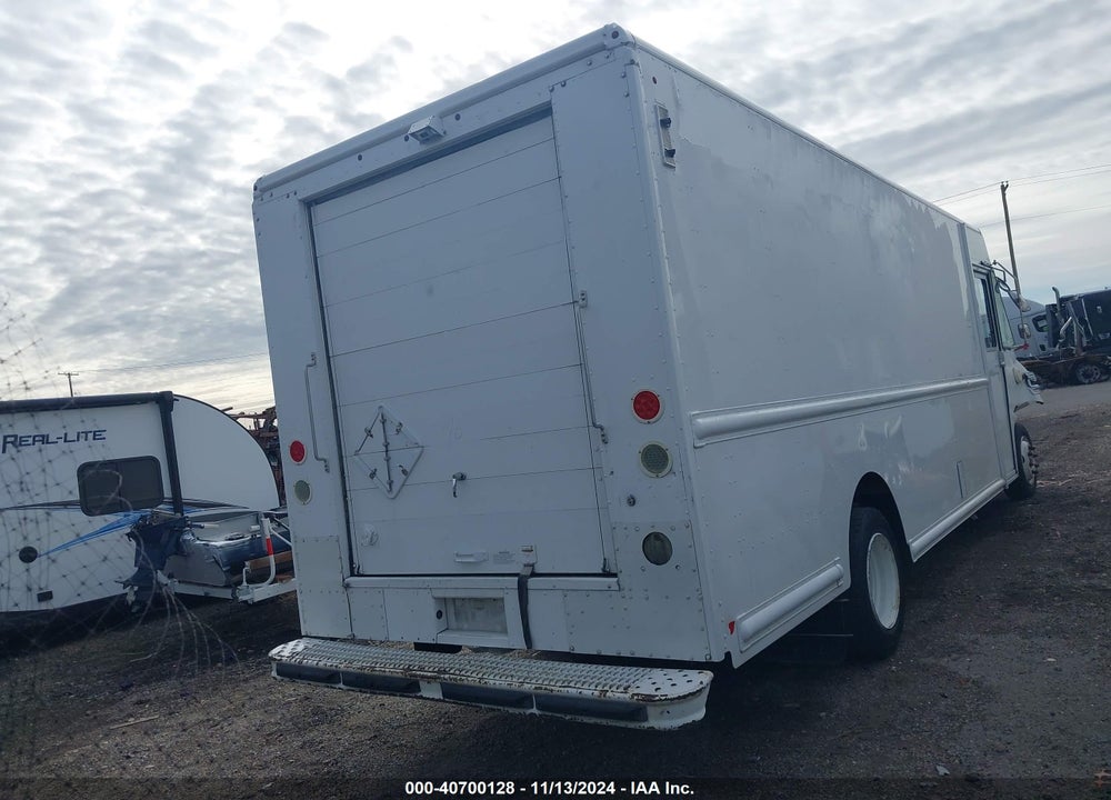 2017 FREIGHTLINER MT45 VIN: 4UZAAPDU6HCJA6056