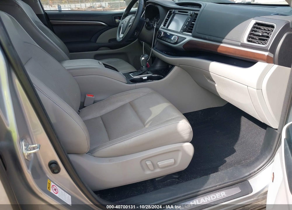 2015 TOYOTA HIGHLANDER LIMITED V6 VIN: 5TDYKRFH6FS100205