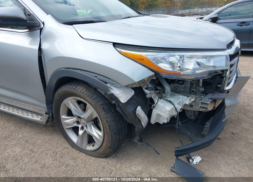 2015 TOYOTA HIGHLANDER LIMITED V6 VIN: 5TDYKRFH6FS100205