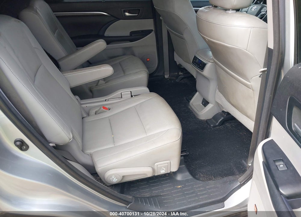 2015 TOYOTA HIGHLANDER LIMITED V6 VIN: 5TDYKRFH6FS100205
