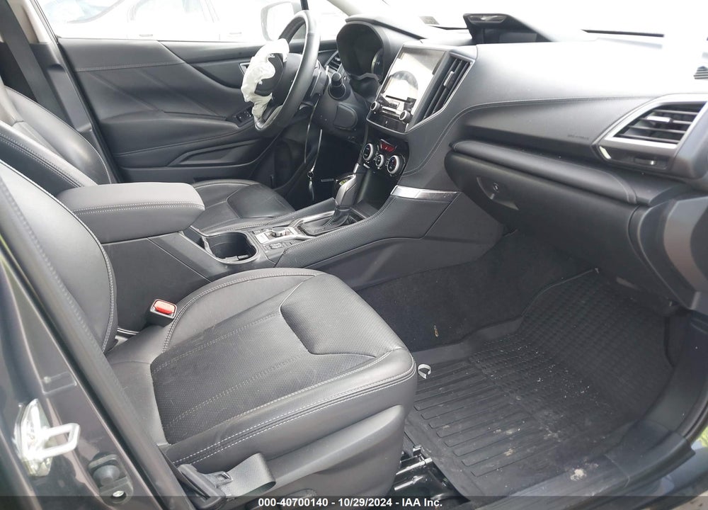 2022 SUBARU FORESTER TOURING VIN: JF2SKARC9NH525963