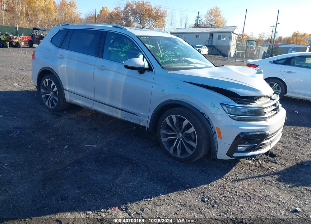 2018 VOLKSWAGEN TIGUAN 2.0T SEL PREMIUM VIN: 3VV4B7AX8JM153242
