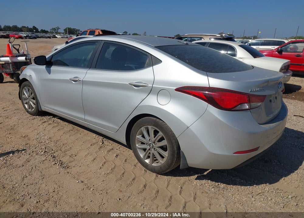 2015 HYUNDAI ELANTRA SE VIN: KMHDH4AE0FU227892