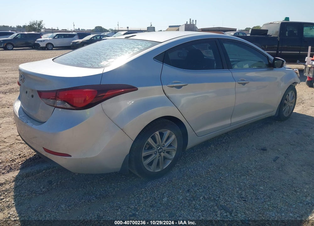 2015 HYUNDAI ELANTRA SE VIN: KMHDH4AE0FU227892
