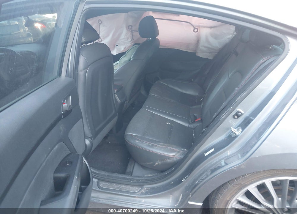 2018 HYUNDAI ELANTRA VIN: KMHD04LBXJU537373