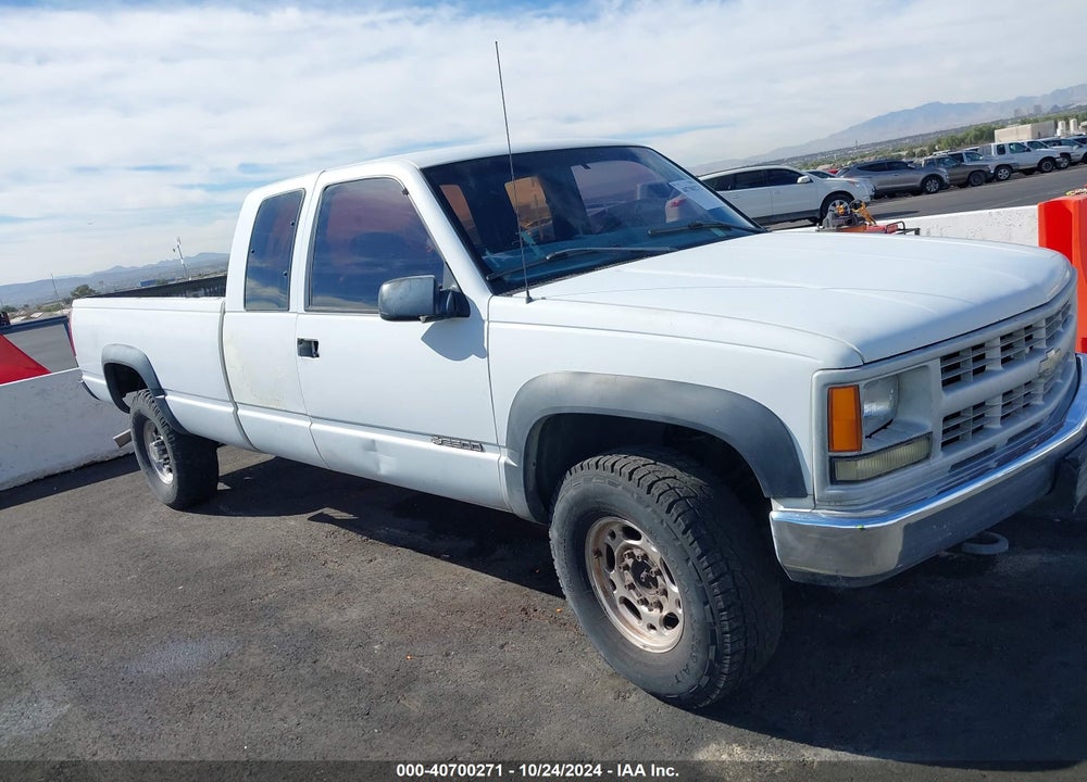 2000 CHEVROLET K2500 VIN: 1GCGK29R8YF483123