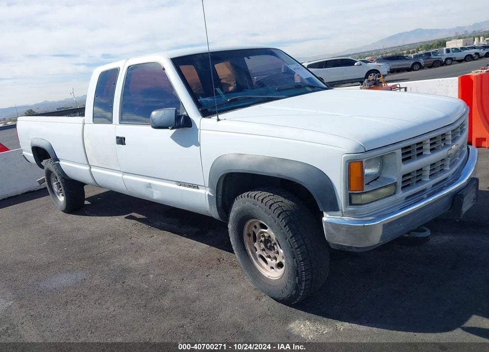 2000 CHEVROLET K2500 VIN: 1GCGK29R8YF483123
