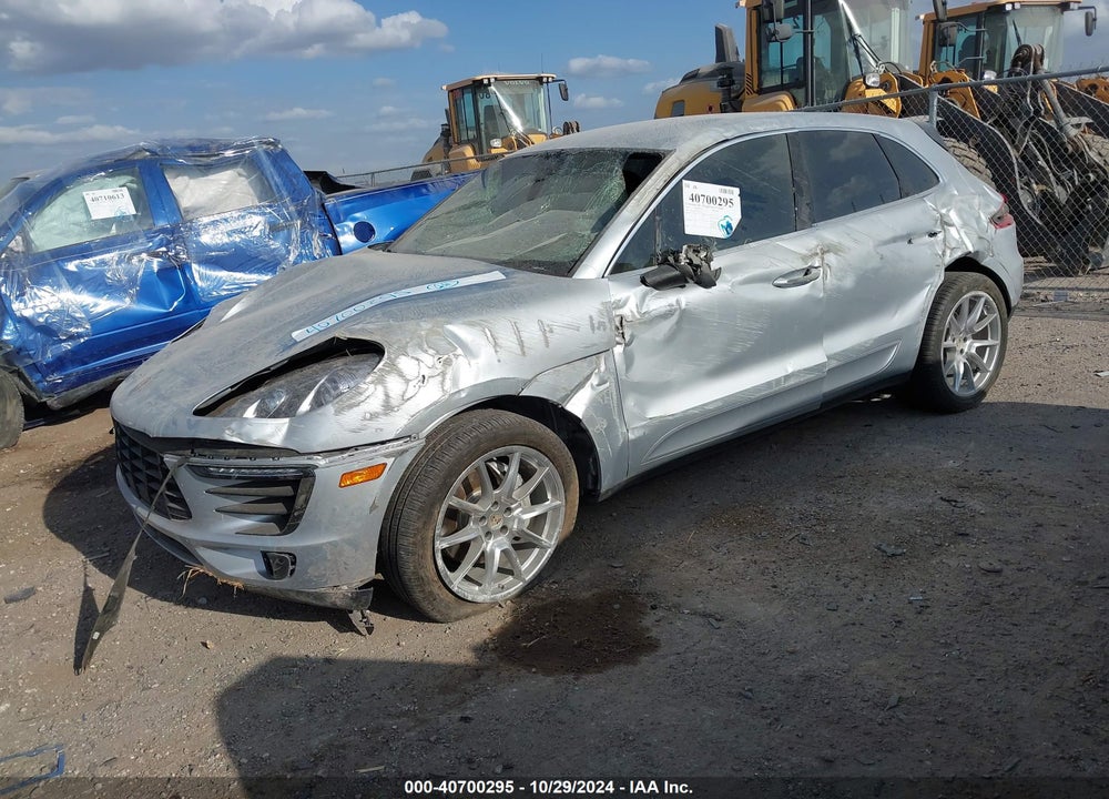 2015 PORSCHE MACAN S VIN: WP1AB2A50FLB41158
