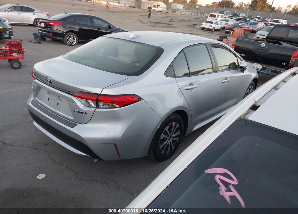 2022 TOYOTA COROLLA HYBRID LE VIN: JTDEAMDE2NJ038105