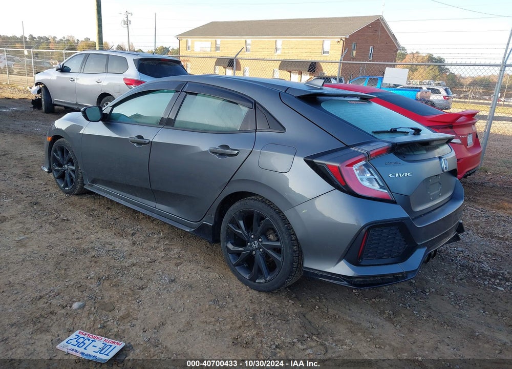 2018 HONDA CIVIC SPORT VIN: SHHFK7H4XJU415526