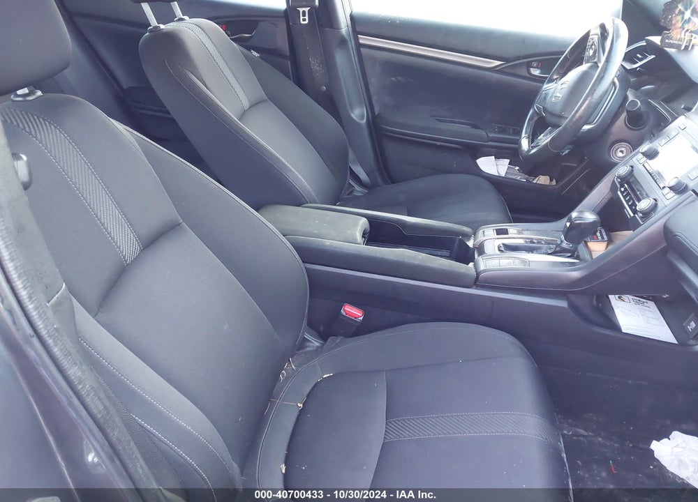 2018 HONDA CIVIC SPORT VIN: SHHFK7H4XJU415526