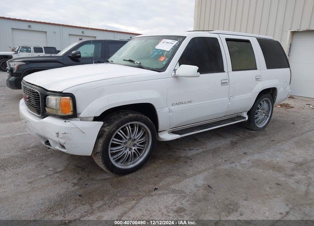 2000 CADILLAC ESCALADE STANDARD VIN: 1GYEK13R2YR127463