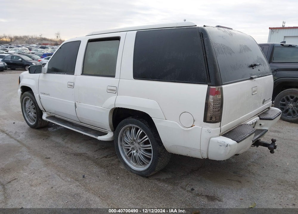 2000 CADILLAC ESCALADE STANDARD VIN: 1GYEK13R2YR127463