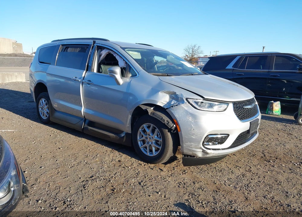 2022 CHRYSLER PACIFICA TOURING L VIN: 2C4RC1BG7NR160713