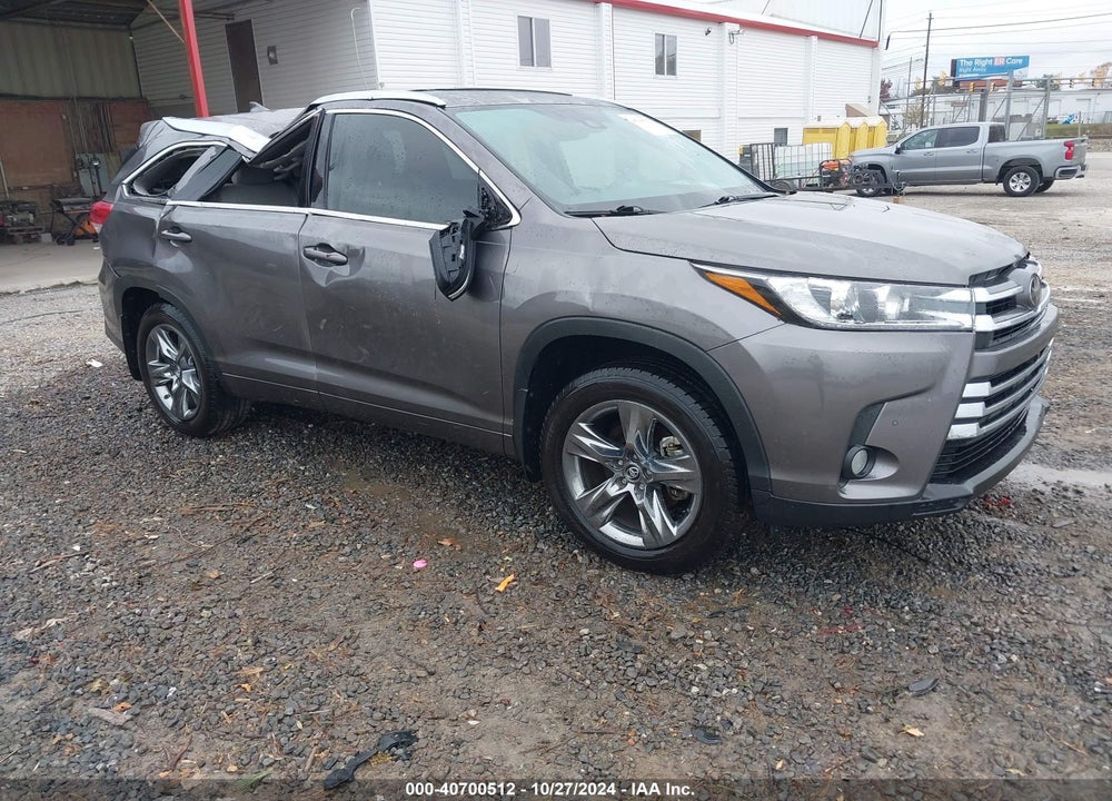 2018 TOYOTA HIGHLANDER LIMITED/PLATINUM VIN: 5TDDZRFH2JS861574