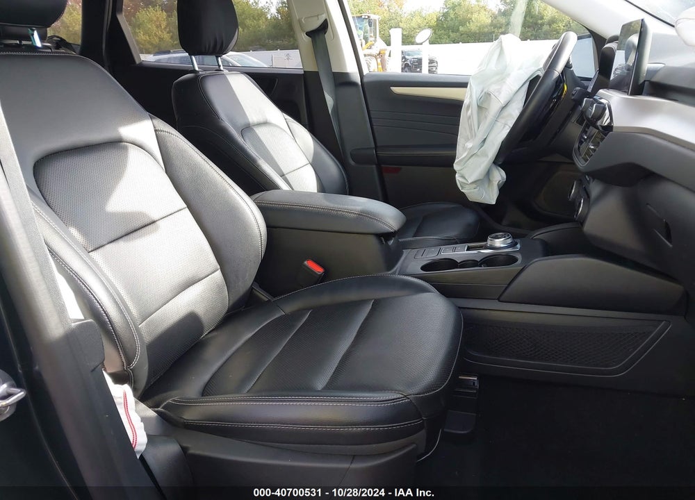 2022 FORD ESCAPE SEL VIN: 1FMCU9H68NUB65529