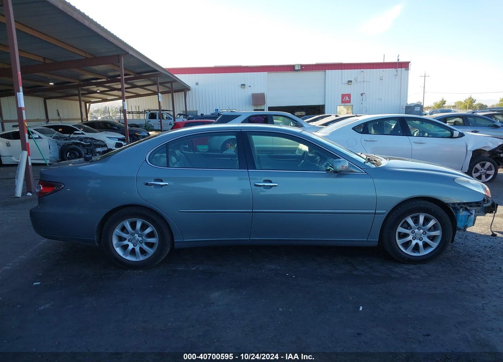 2002 LEXUS ES 300 VIN: JTHBF30G220047859