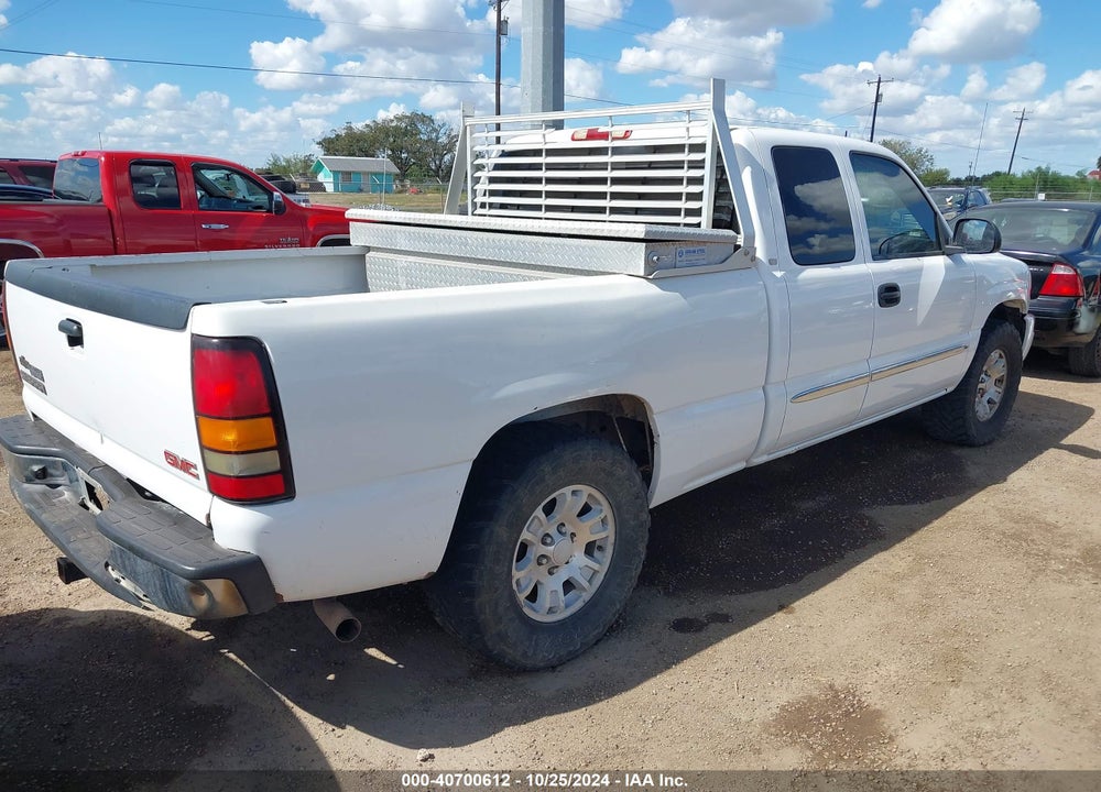 2006 GMC SIERRA 1500 SLE1 VIN: 1GTEC19Z16Z201740