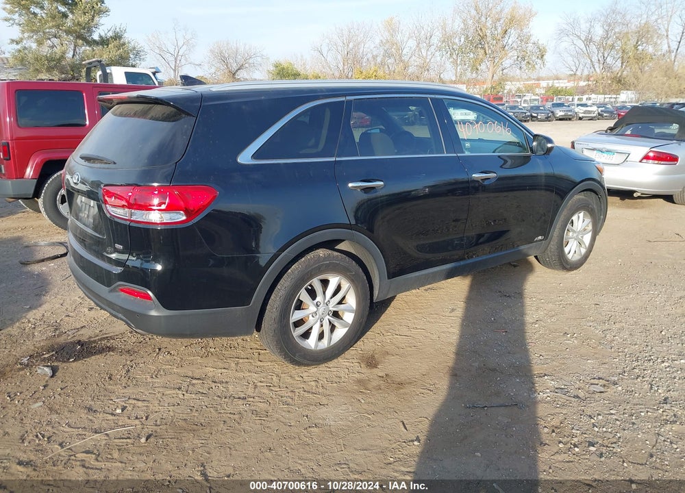 2017 KIA SORENTO 2.4L LX VIN: 5XYPGDA35HG237485
