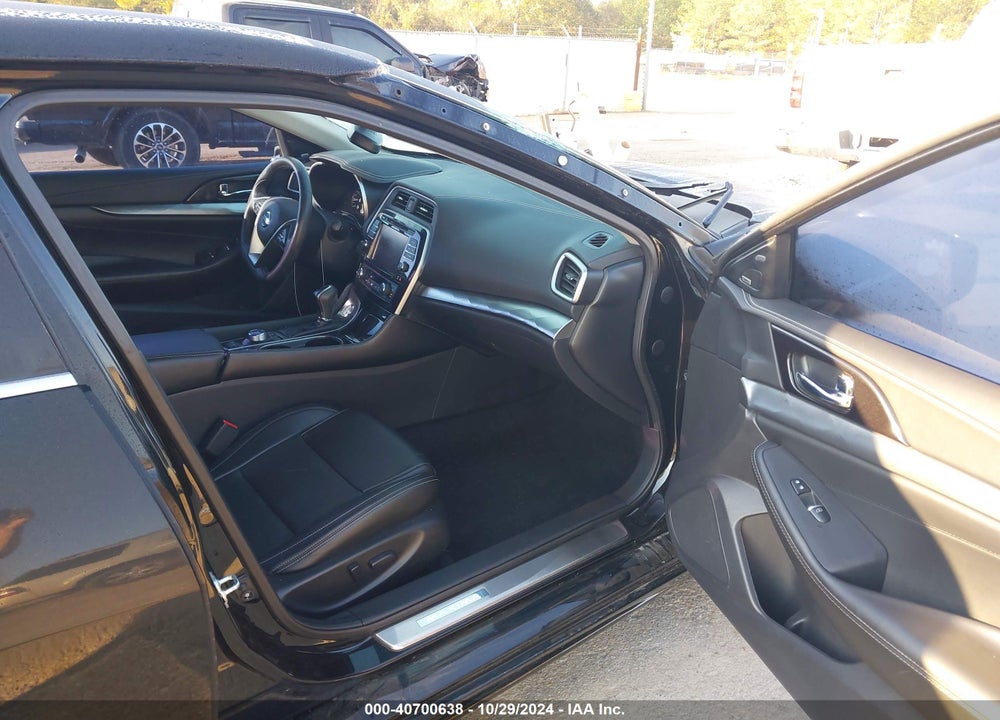 2019 NISSAN MAXIMA 3.5 SL VIN: 1N4AA6AV1KC374543