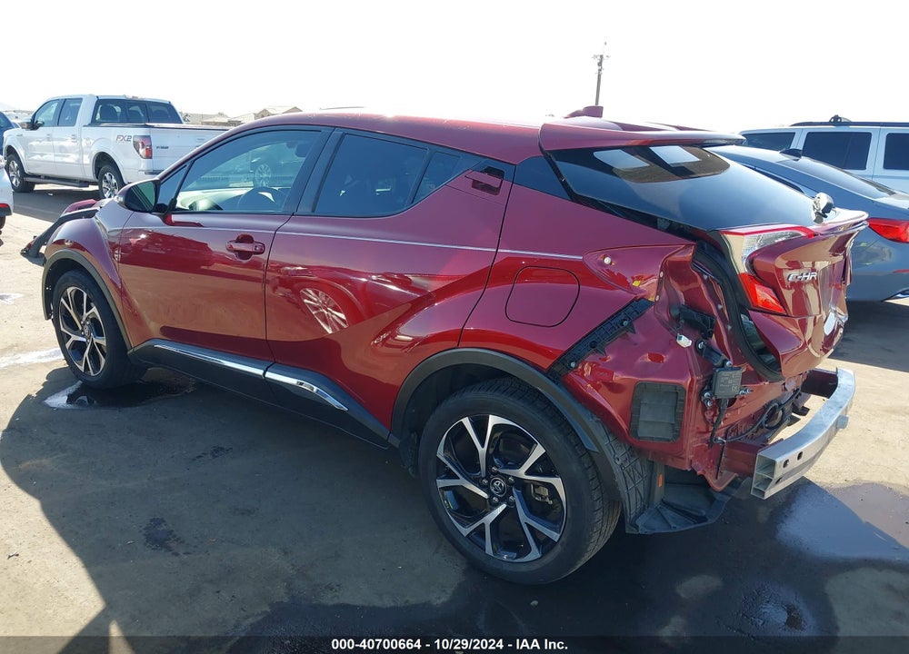 2018 TOYOTA C-HR XLE PREMIUM VIN: NMTKHMBX7JR042472