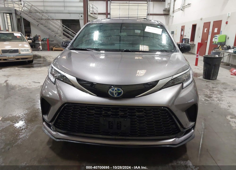 2022 TOYOTA SIENNA XSE VIN: 5TDDSKFC2NS054154