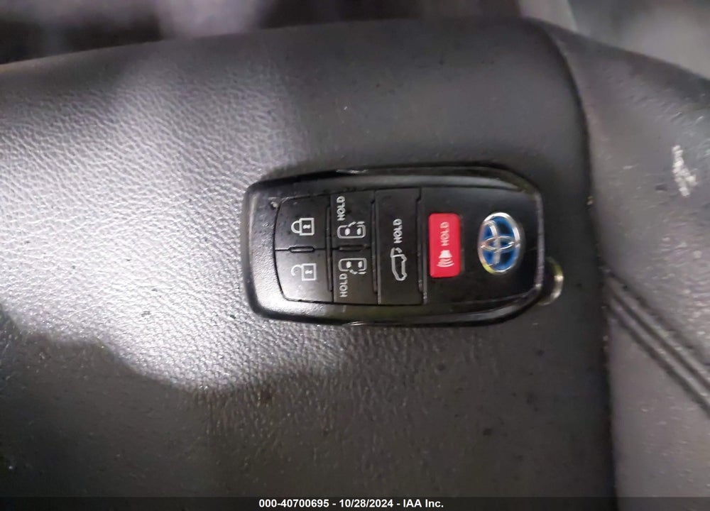 2022 TOYOTA SIENNA XSE VIN: 5TDDSKFC2NS054154