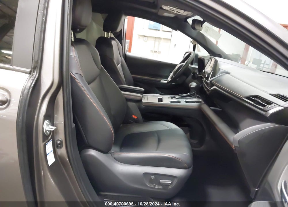 2022 TOYOTA SIENNA XSE VIN: 5TDDSKFC2NS054154