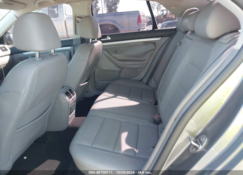 2007 VOLKSWAGEN JETTA WOLFSBURG EDITION VIN: 3VWEG71K17M122672
