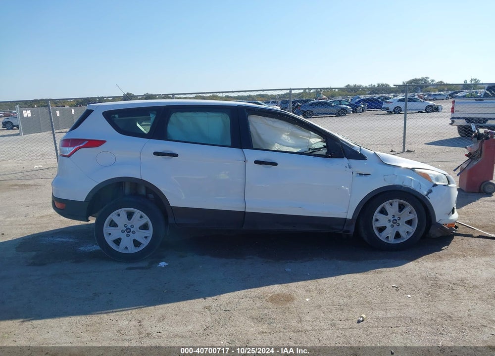 2015 FORD ESCAPE S VIN: 1FMCU0F73FUB29868